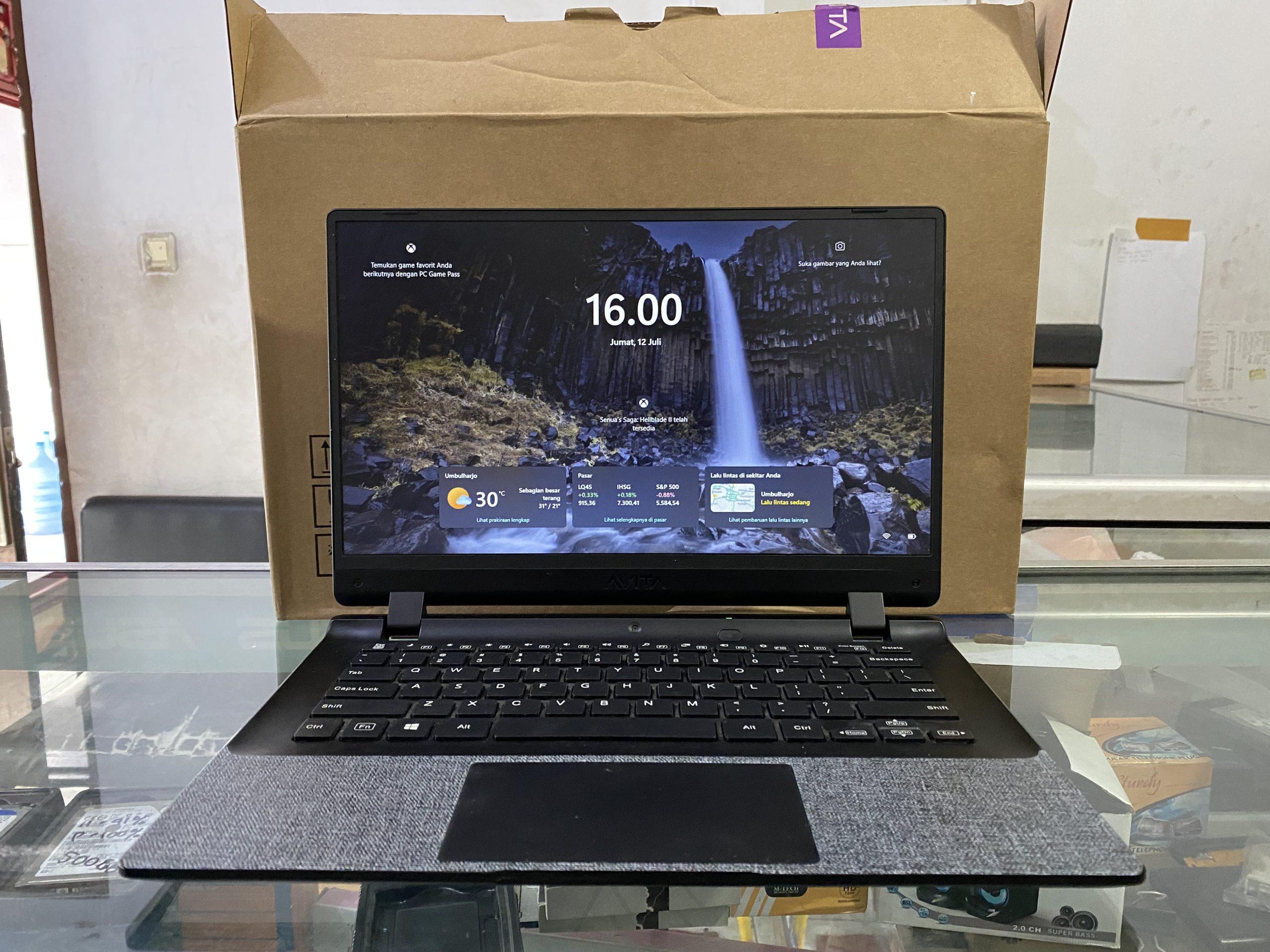 Laptop Fullset Avita Essential 14